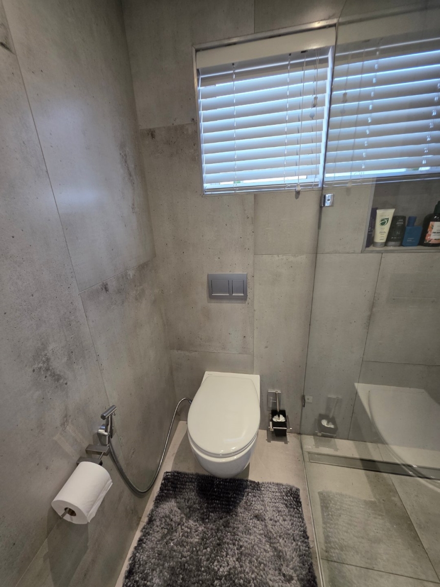 2 Bedroom Property for Sale in Lansdowne Western Cape